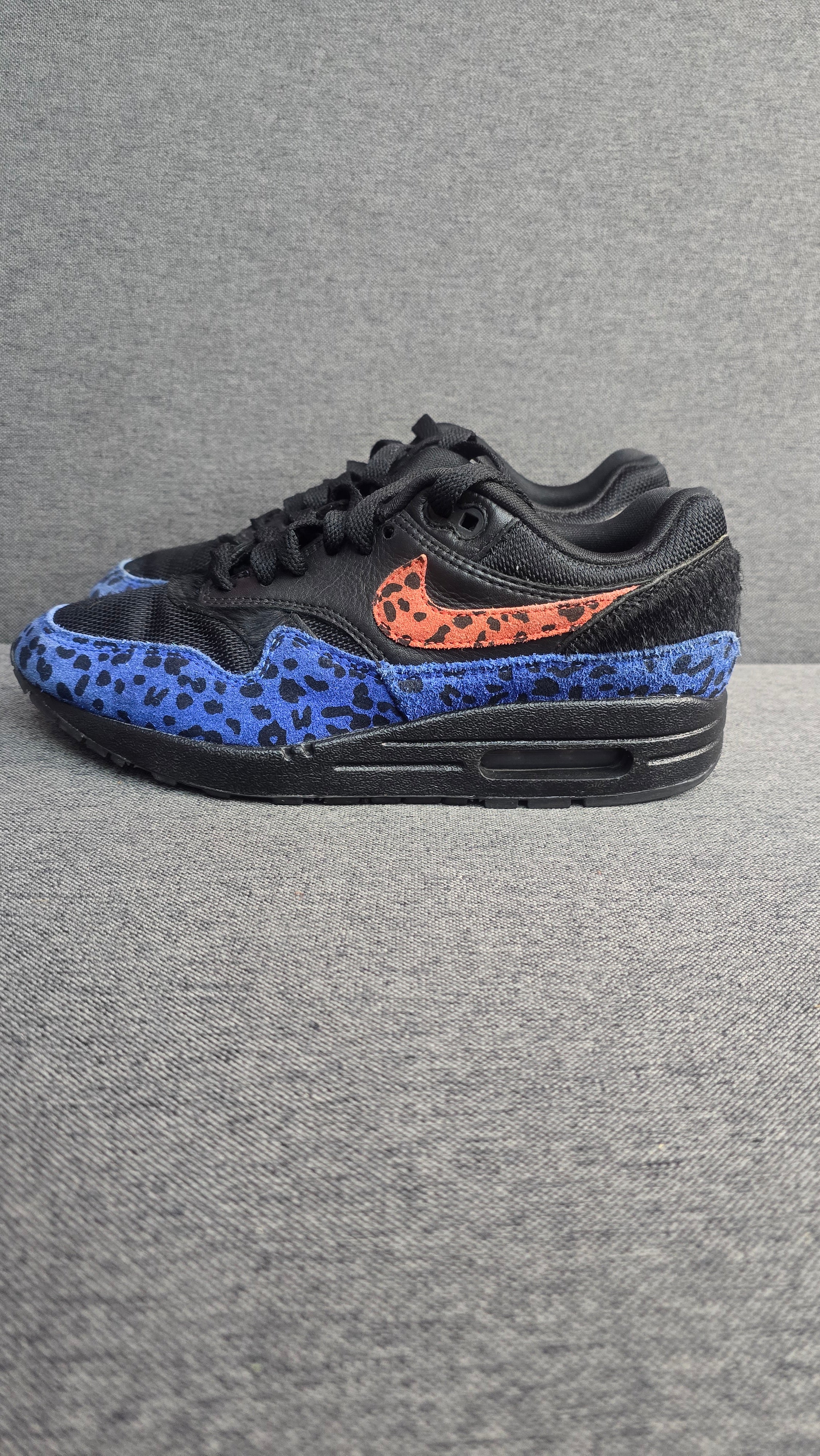 Air max one woman's safari