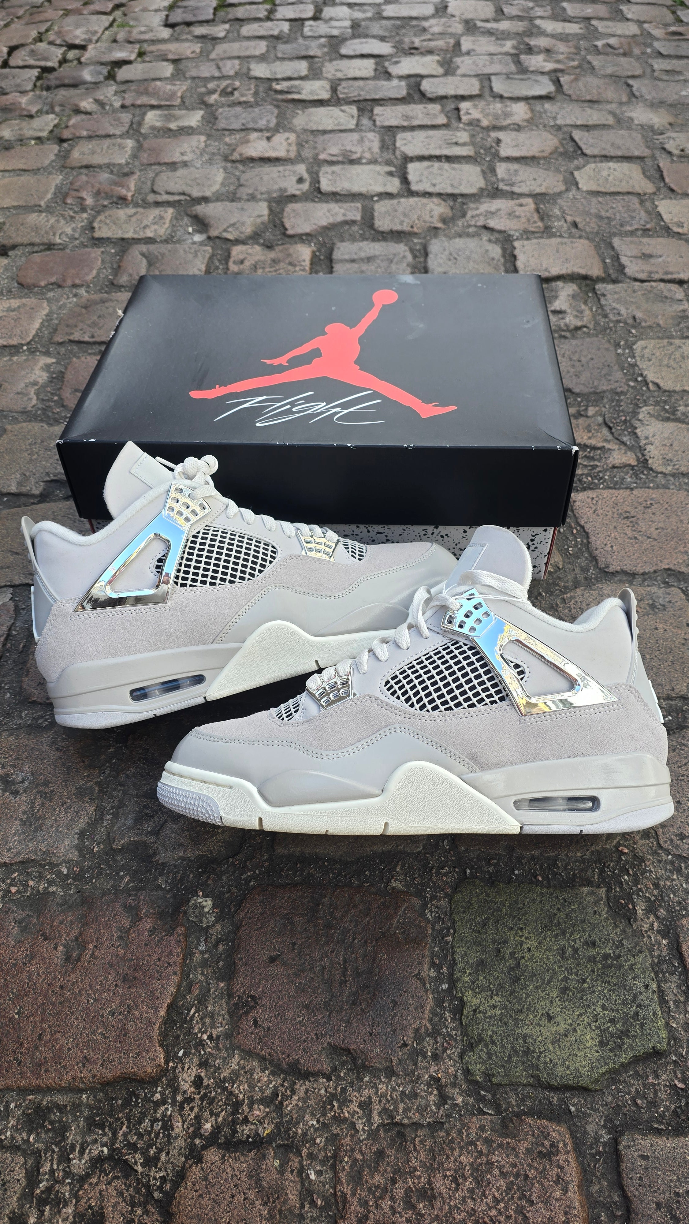 Jordan 4 frozen moment uk 6 USED