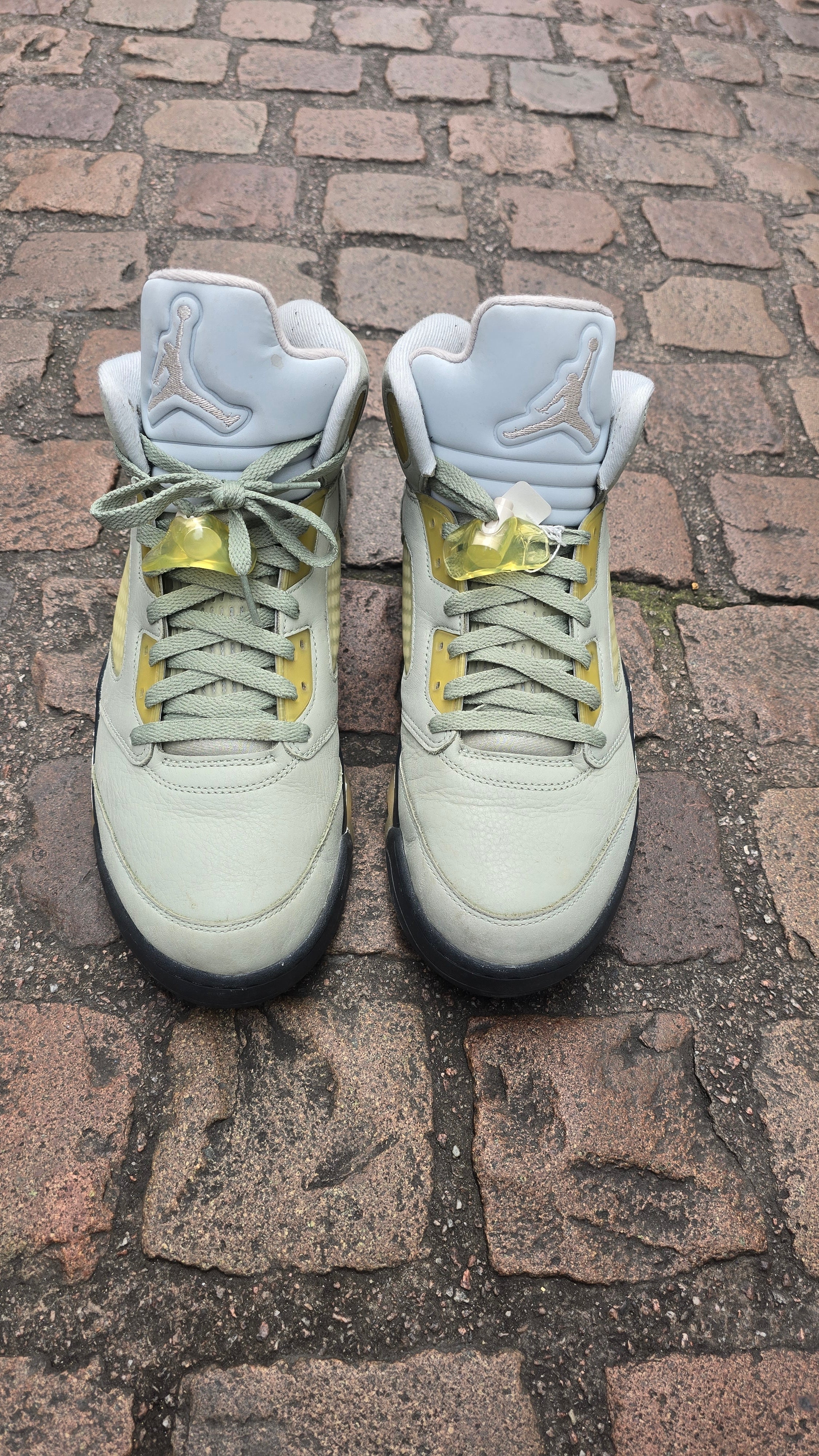 Jordan 5 green bean USED