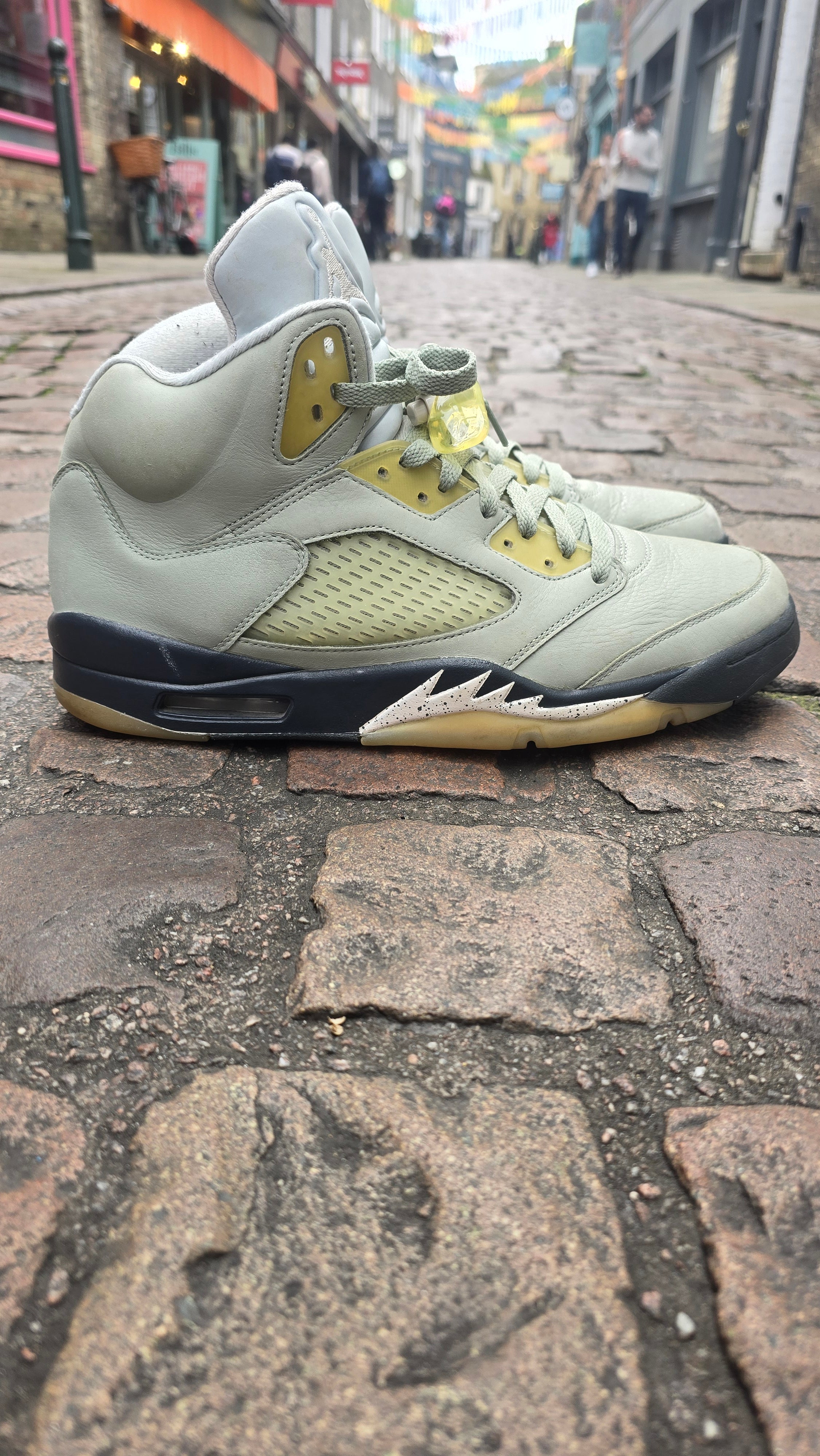 Jordan 5 green bean USED