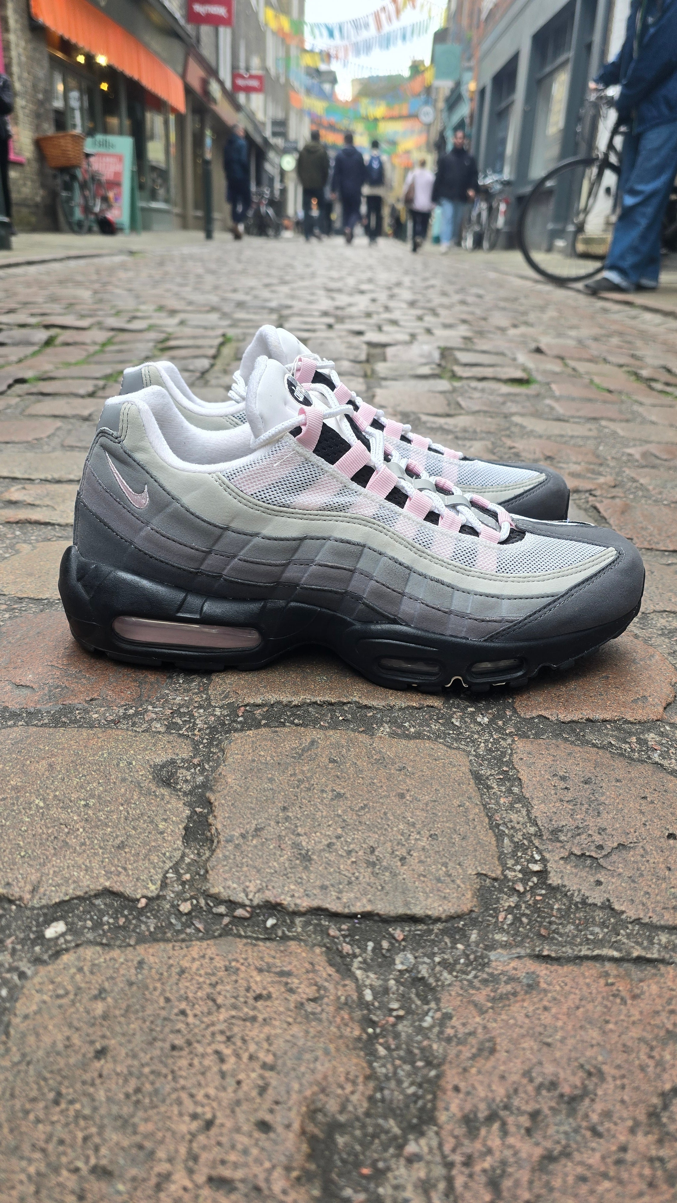 Nike air max 95 pink foam USED