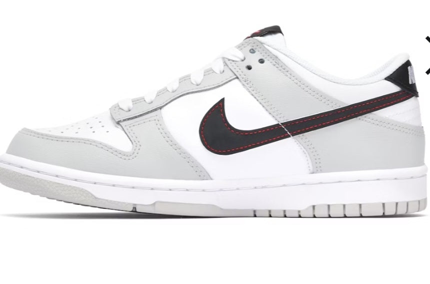 NIKE DUNK LOW LOTTERY PACK IVORY BLACK GS