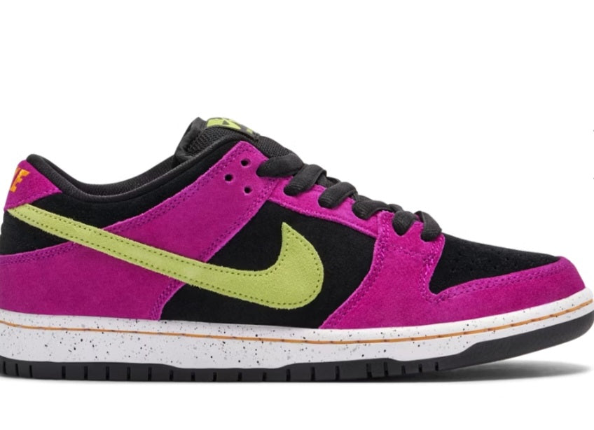 NIKE SB DUNK LOW RED PLUM