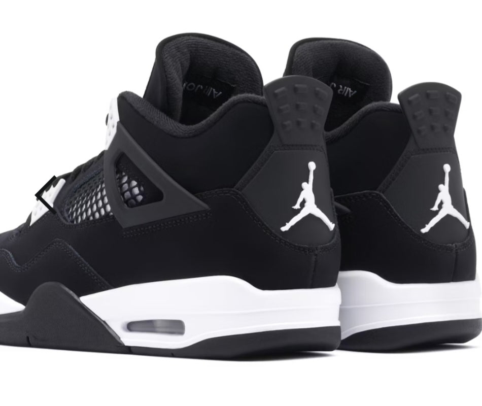 Jordan 4 white thunder