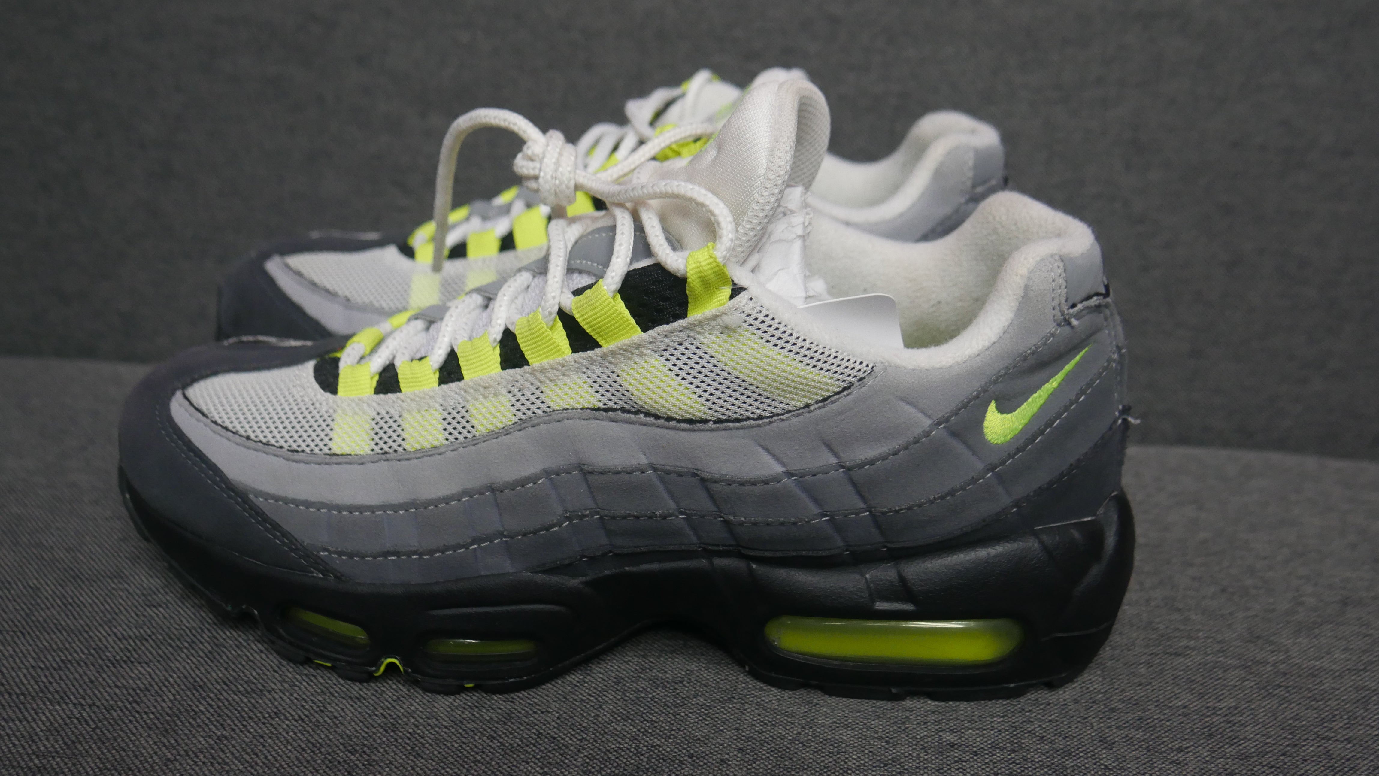 air max 95 OG neon USED