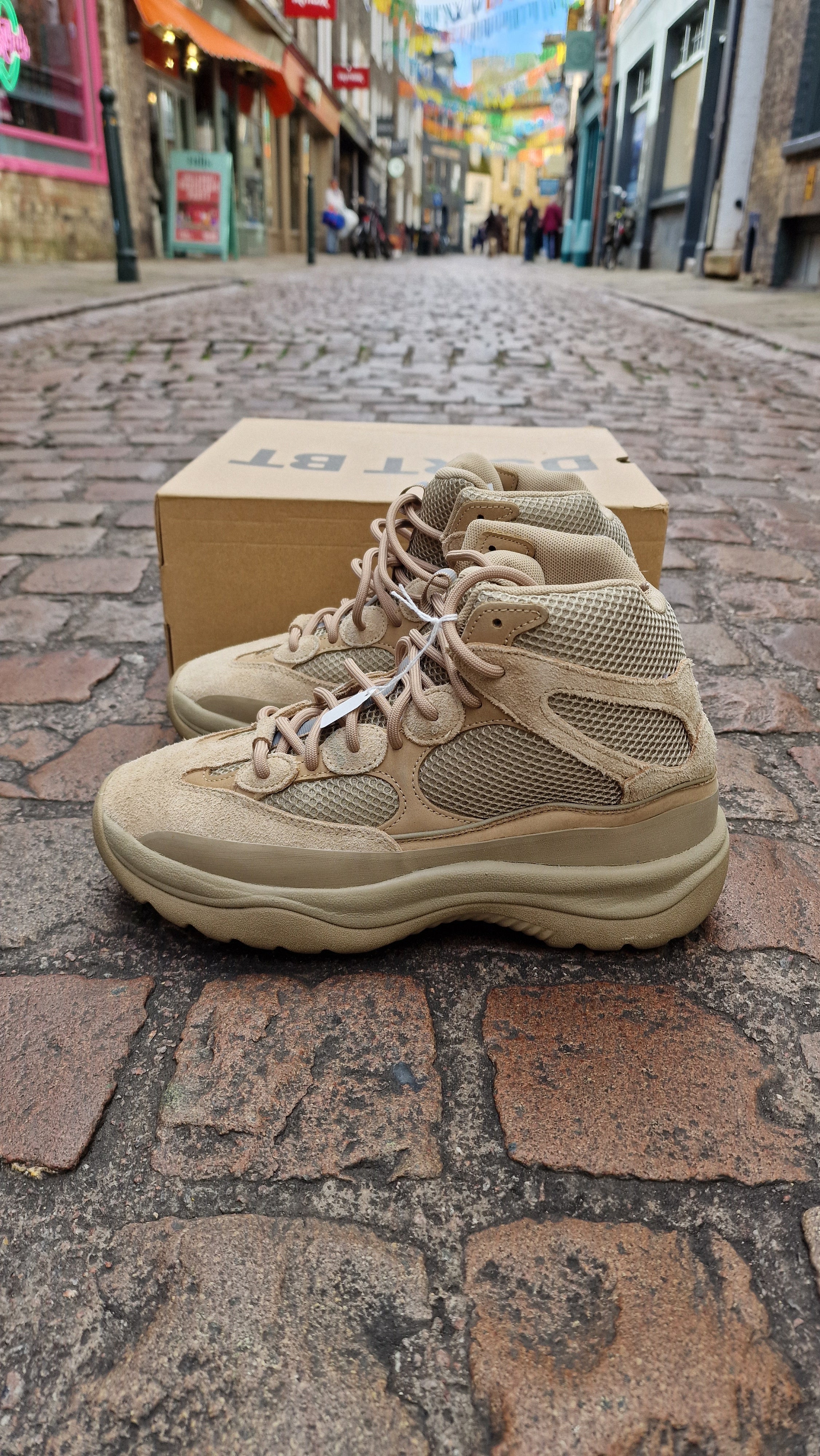 Adidas Yeezy Desert Boot Rock UK 8.5 USED