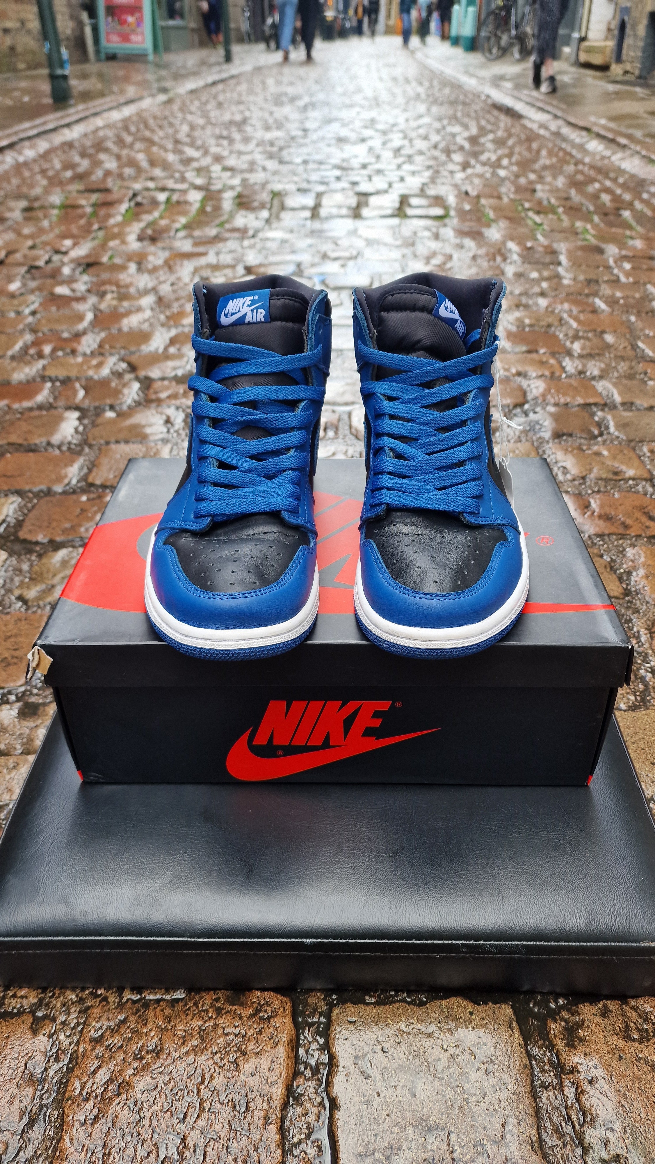 Jordan 1 High OG Dark Marina Blue UK 7 USED