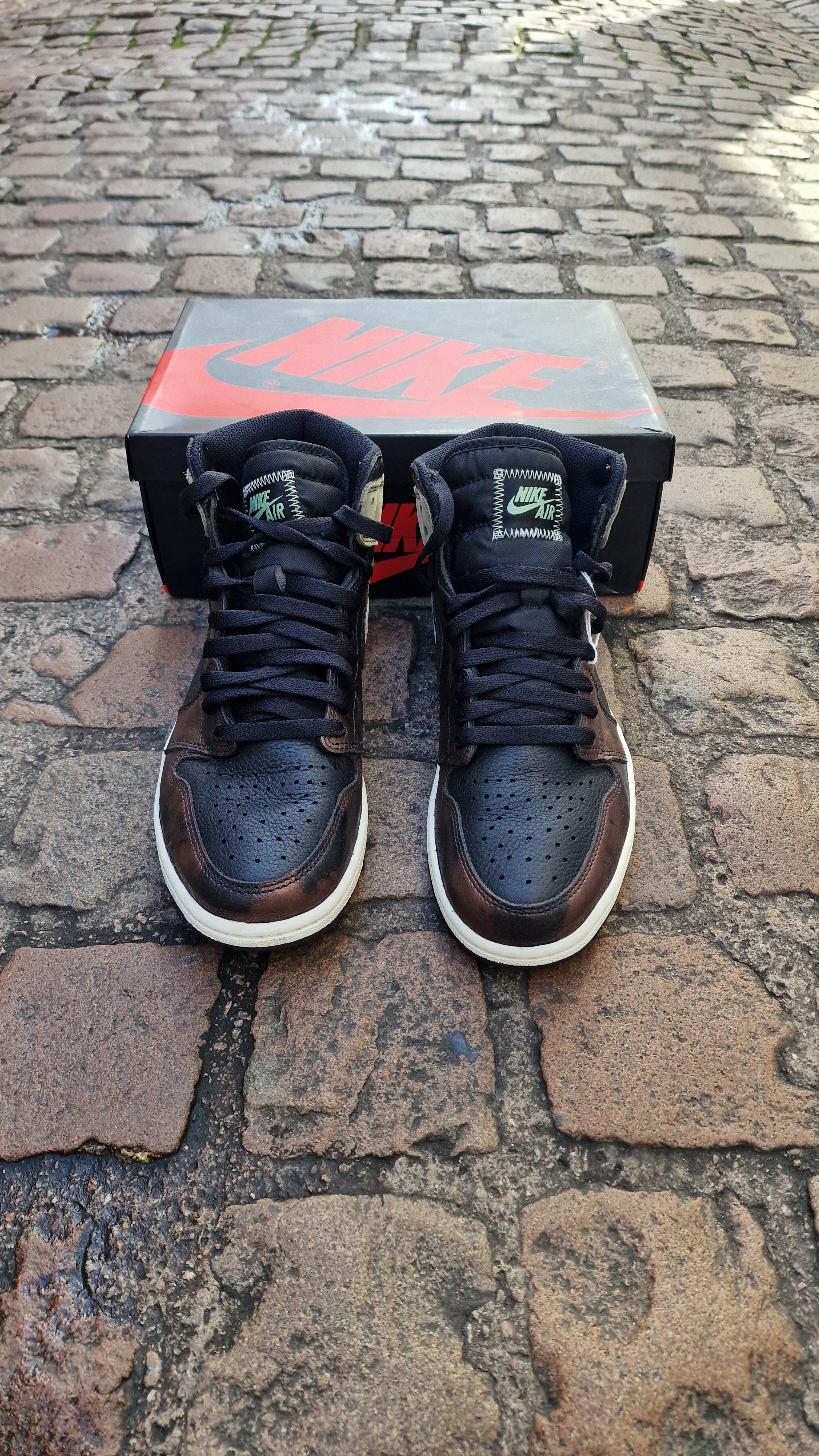 Jordan 1 High Patina UK 8 USED